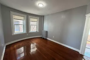 15 Codman Park, Boston, MA 02119 - Photo 5