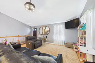 212 Haffards St, Fall River, MA 02723 - Photo 13