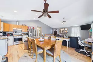 212 Haffards St, Fall River, MA 02723 - Photo 9