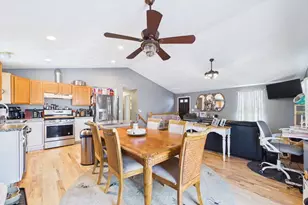 212 Haffards St, Fall River, MA 02723 - Photo 9