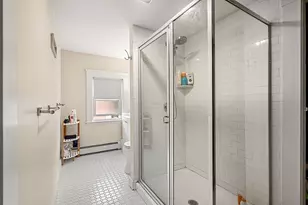 7 Pierce Ave, Beverly, MA 01915 - Photo 9