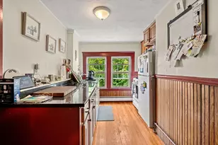 7 Pierce Ave, Beverly, MA 01915 - Photo 15