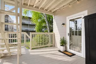 18 Brent St, Boston, MA 02124 - Photo 11