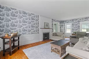 306 Pleasant St, Leicester, MA 01524 - Photo 9