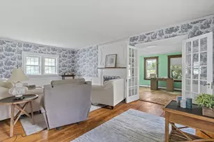 306 Pleasant St, Leicester, MA 01524 - Photo 11