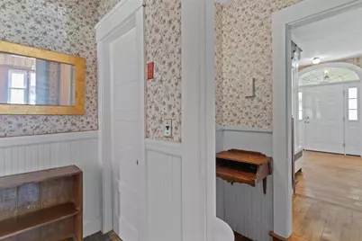 306 Pleasant St, Leicester, MA 01524 - Photo 29