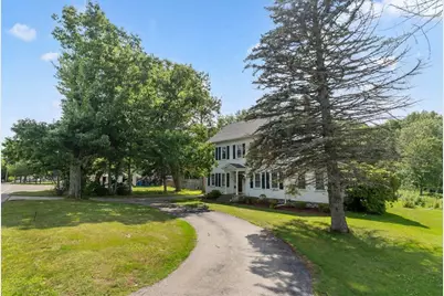 306 Pleasant St, Leicester, MA 01524 - Photo 3
