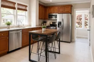 62 Freeman, Arlington, MA 02474 - Photo 5