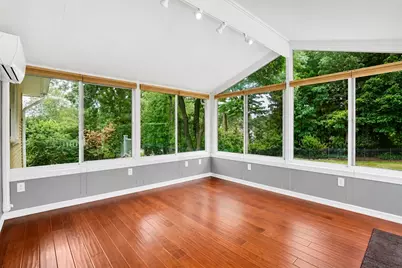125 East Allen Ridge Road, Springfield, MA 01118 - Photo 17
