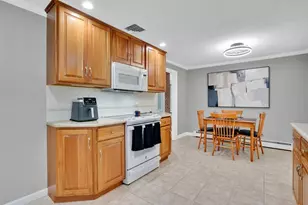 125 E Allen Ridge Rd, Springfield, MA 01118 - Photo 5