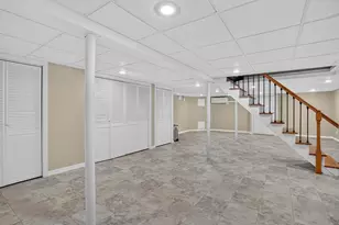125 E Allen Ridge Rd, Springfield, MA 01118 - Photo 31