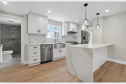 9 Richard Rd, Lexington, MA 02421 - Photo 3