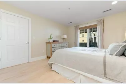 1306 Columbia Rd #3C, Boston, MA 02127 - Photo 15