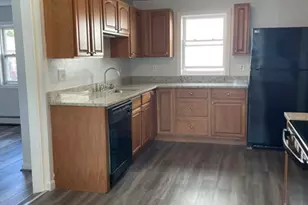 46 Lowell St, Peabody, MA 01960 - Photo 5