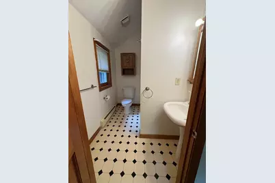 261 School St #3, Groveland, MA 01834 - Photo 7