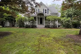 261 School St, Groveland, MA 01834 - Photo 7
