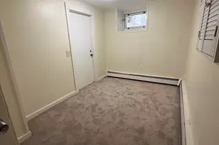 261 School St, Groveland, MA 01834 - Photo 5