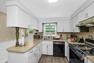 111 Warren St, Waltham, MA 02453 - Photo 21