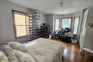 28 Bardwell St, Boston, MA 02130 - Photo 15