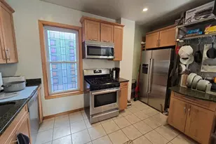 28 Bardwell St, Boston, MA 02130 - Photo 5