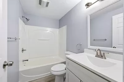8 Maple Crest Cir #C, Holyoke, MA 01040 - Photo 3