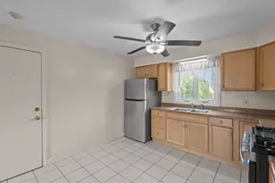 135 Vale St, Fall River, MA 02724 - Photo 7