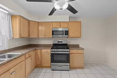 135 Vale Street #16, Fall River, MA 02724 - Photo 5