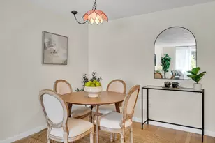 197 Kent St, Brookline, MA 02446 - Photo 7