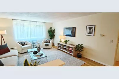 197 Kent St #35, Brookline, MA 02446 - Photo 3