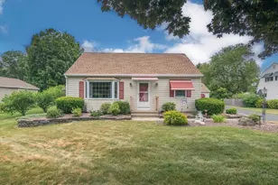 7 Darby Dr, Westfield, MA 01085 - Photo 3