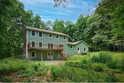 2 Eastwood Dr, Southampton, MA 01073 - Photo 3