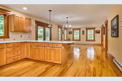 2 Eastwood Dr, Southampton, MA 01073 - Photo 15