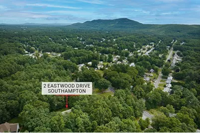 2 Eastwood Dr, Southampton, MA 01073 - Photo 41