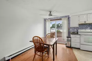 340 Dale St, Chicopee, MA 01013 - Photo 9