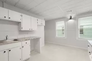 10 Riverview Terrace, Chicopee, MA 01013 - Photo 27