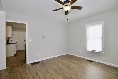 56-58 Grattan St, Chicopee, MA 01020 - Photo 5