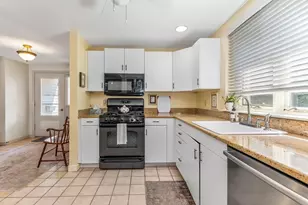 207 Mechanic St, Canton, MA 02021 - Photo 9