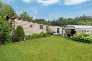 147 Pine Ave, Sturbridge, MA 01566 - Photo 1