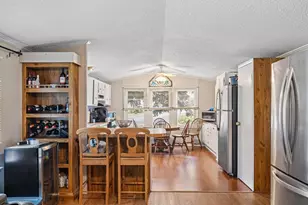 147 Pine Ave, Sturbridge, MA 01566 - Photo 11