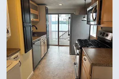 19 Wamsutta Ave, Halifax, MA 02338 - Photo 9