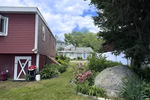 19 Wamsutta Ave, Halifax, MA 02338 - Photo 23