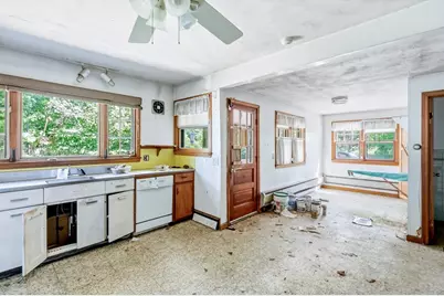 83 Main Street, Blandford, MA 01008 - Photo 19