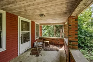 83 Main St, Blandford, MA 01008 - Photo 11