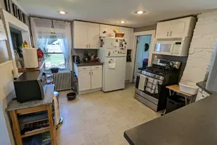140 Grove, Melrose, MA 02176 - Photo 9