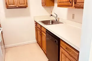 4975 Washington St, Boston, MA 02132 - Photo 3