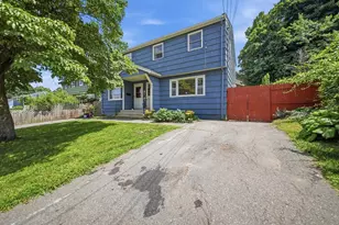 631 E Merrimack St, Lowell, MA 01852 - Photo 5