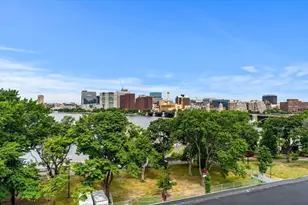 112 Pinckney St, Boston, MA 02114 - Photo 23