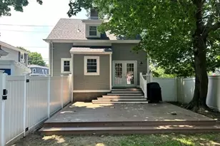 724 East St, Dedham, MA 02026 - Photo 5