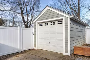 724 East St, Dedham, MA 02026 - Photo 7