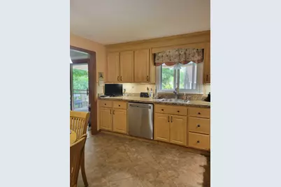 401 Cross St, Boylston, MA 01505 - Photo 17